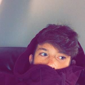 Meet your Posher, Dennis